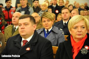 Oficiele podczas mszy świętej za Ojczyznę