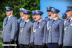 policjanci. uczestnicy święta policji