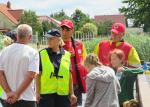 Policjantki opowiadają o działaniach&quot; Bezpieczne wakacje&quot;