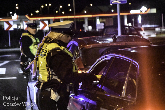 Policjanci nie odpuszczają. Pierwsza tegoroczna akcja badania trzeźwości