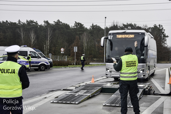 Ferie czas zacząć. Służby zadbają o bezpieczeństwo