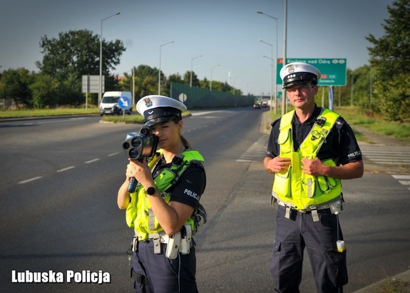 ZERO TOLERANCJI dla nadmiernych prędkości. W długi weekend przede wszystkim BEZPIECZNIE