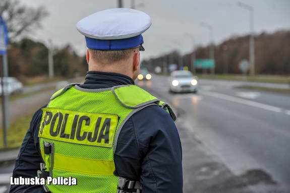 Złodziej wpadł, bo za szybko uciekał. Ma sporo na sumieniu