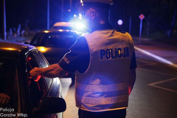 ZERO TOLERANCJI dla nietrzeźwych kierowców - 21-latek zatrzymany po pościgu
